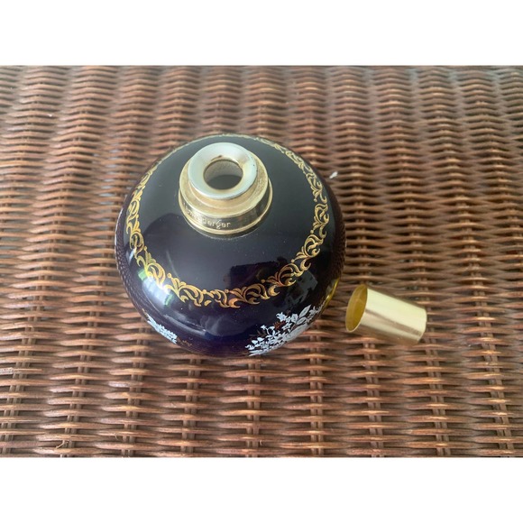 Vintage Porcelain French Perfume Bottle // Collectible Lampe Berger Collection - Picture 8 of 8